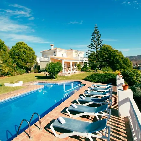 Villa Gran Con Vistas Al Mar Y Piscina Privada Málaga