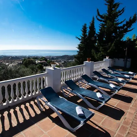 Villa Gran Con Vistas Al Mar Y Piscina Privada Malaga