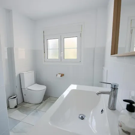 Villa Gran Con Vistas Al Mar Y Piscina Privada Malaga